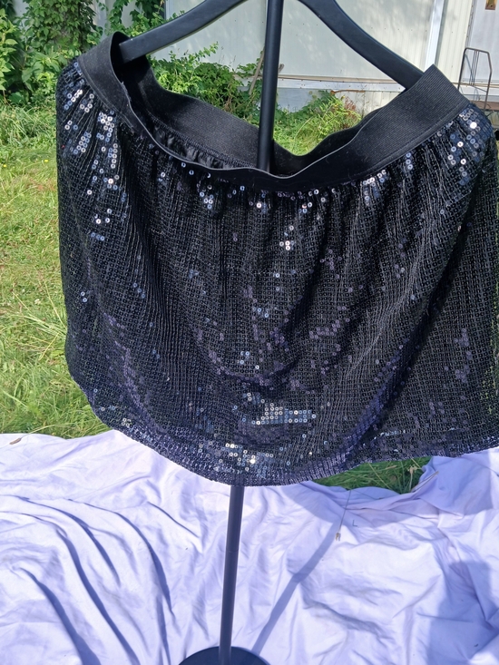 Dresses & Skirts - Black Sequined Mini Skirt